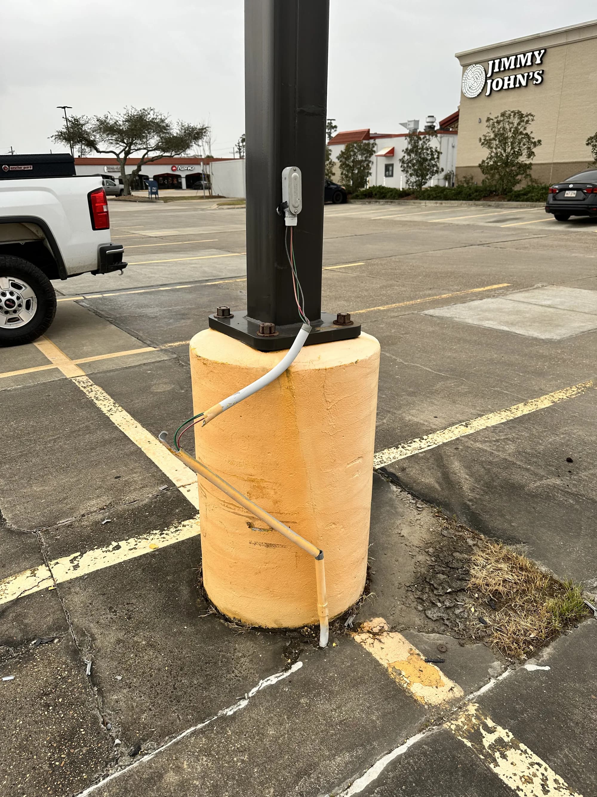 Before — Pole Light Quick Response